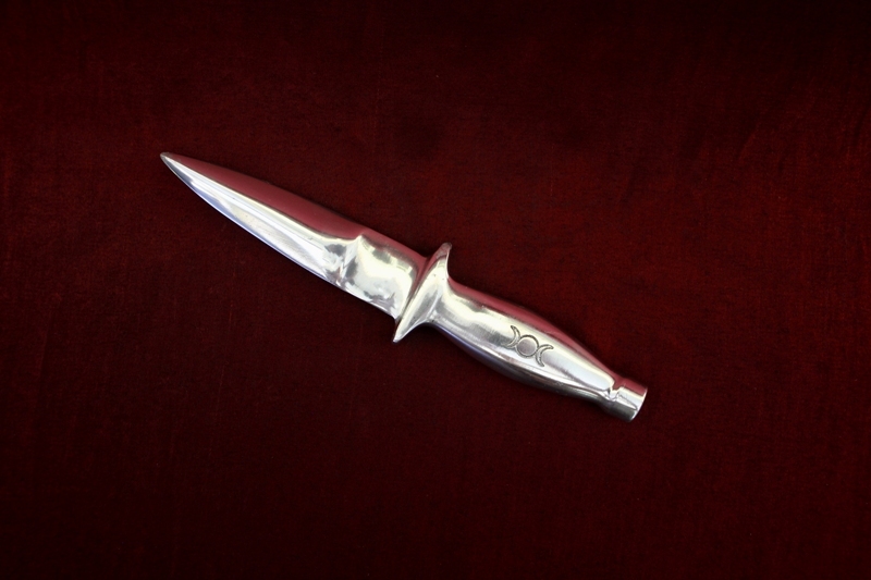 Altar_Athame_Triple-Moon_Aluminum_sml