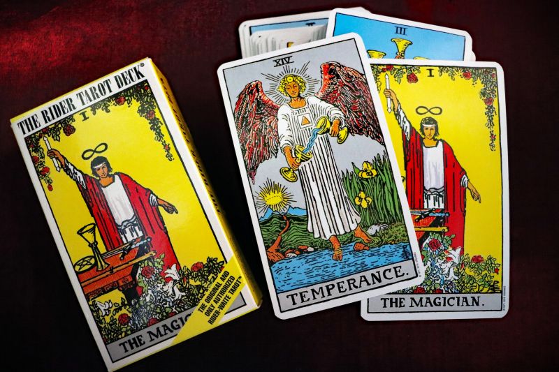 Waite(Arthur)-Rider-Tarot_9780913866139_web (6)