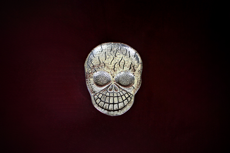 Altar_Incense_Metal_Skull_Silver_H12xW9cm