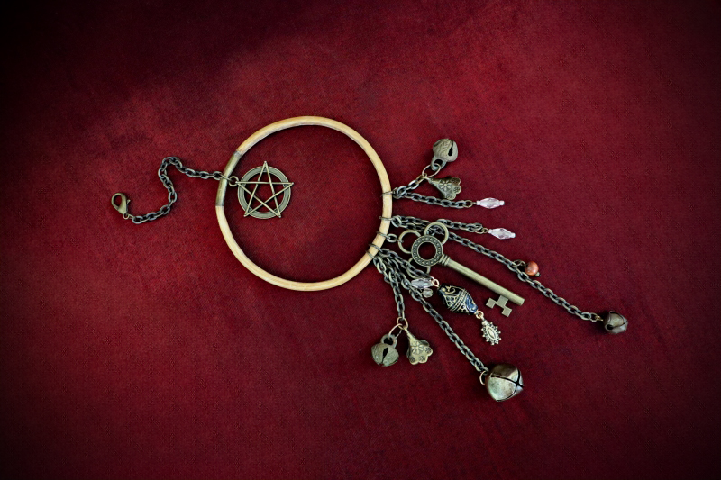 Altar_Witches-Bells_#11_Pentacle-Wooden-Ring_Dia7cm (1).