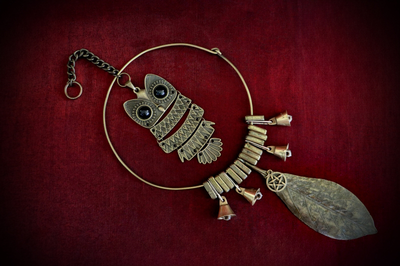Altar_Witches-Bells_#2_Owl+Leaf_Dia12cm (1).