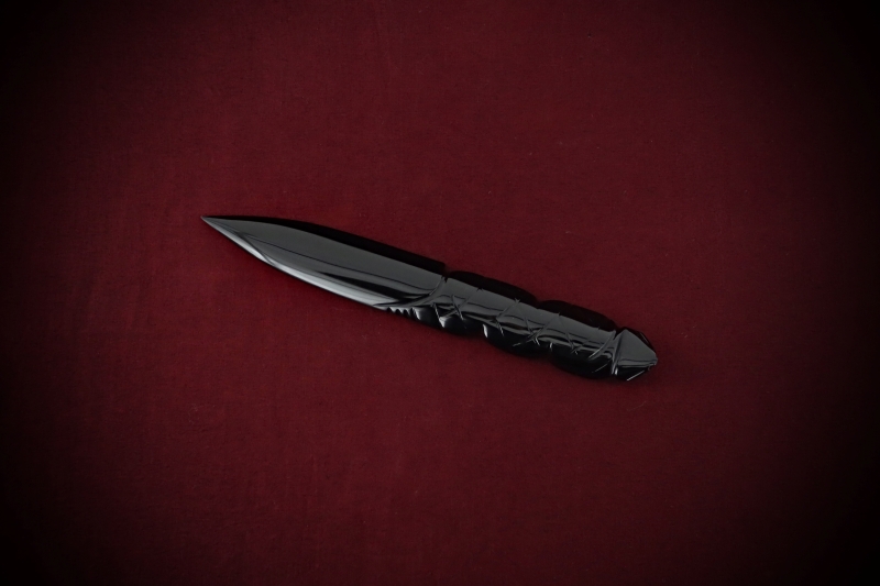 Altar_Athame#05-Blk-Obs-twist-web (1A)