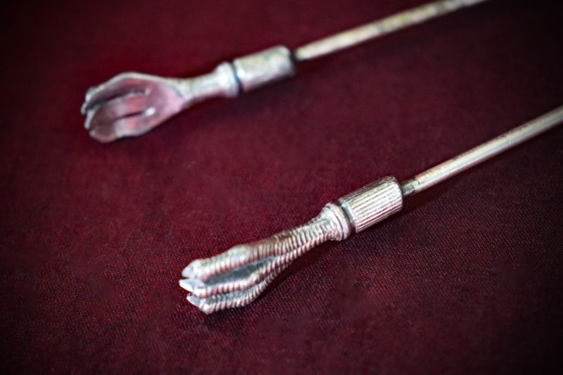 Altar_Tongs#2-Lion-Claw(qty2)-web (3)