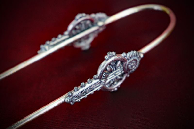 Altar_Tongs#4-Large-Lion-Claw-web (2)