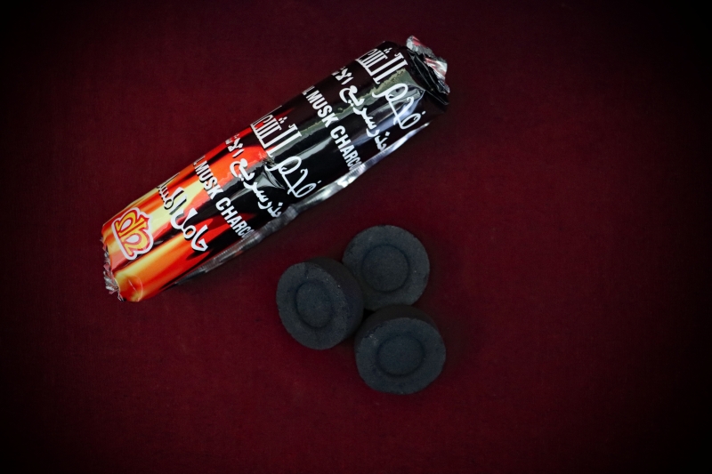 Apothecary_Charcoal-Discs-web (1).