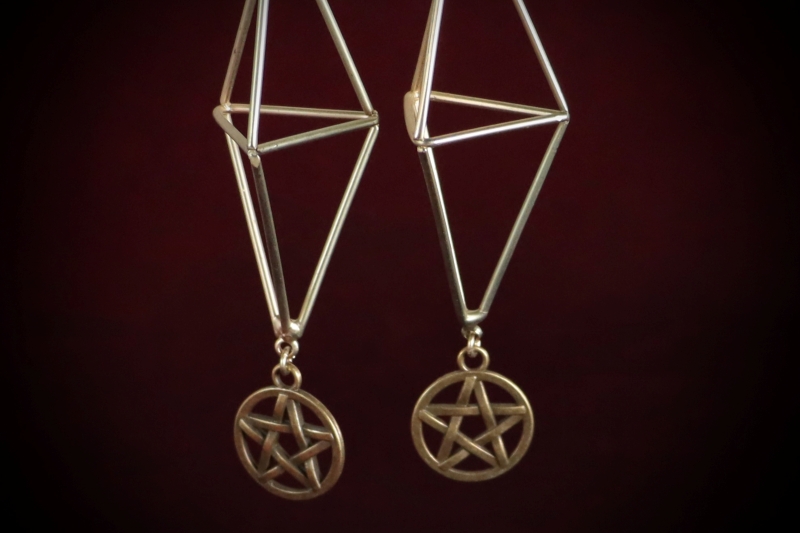 Jewellery_Earrings#05-Alloy-gold-Diamond-Frame+Pentacle-web (3)