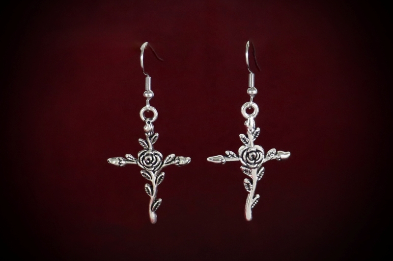 Jewellery_Earrings#21-Alloy-Rose-Cross-web (2)
