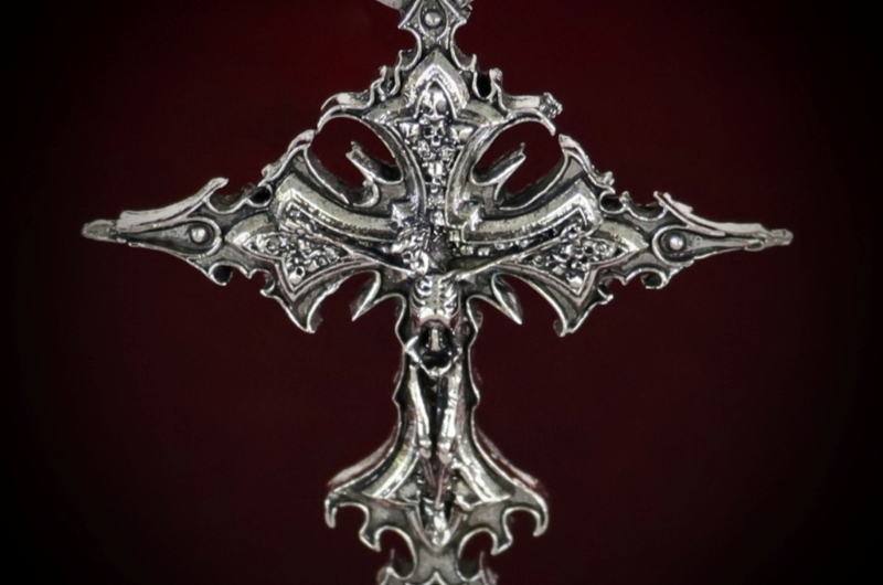Jewellery_Necklace-Alloy#07-Skeleton+Cross-web (3)