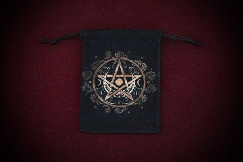 Divination_Pouch#04-Tarot-Crescent-Moon-Polyester-WEB (3)