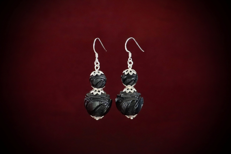 Jewellery_High-Priestess-Earrings#05-WJet-web (2)