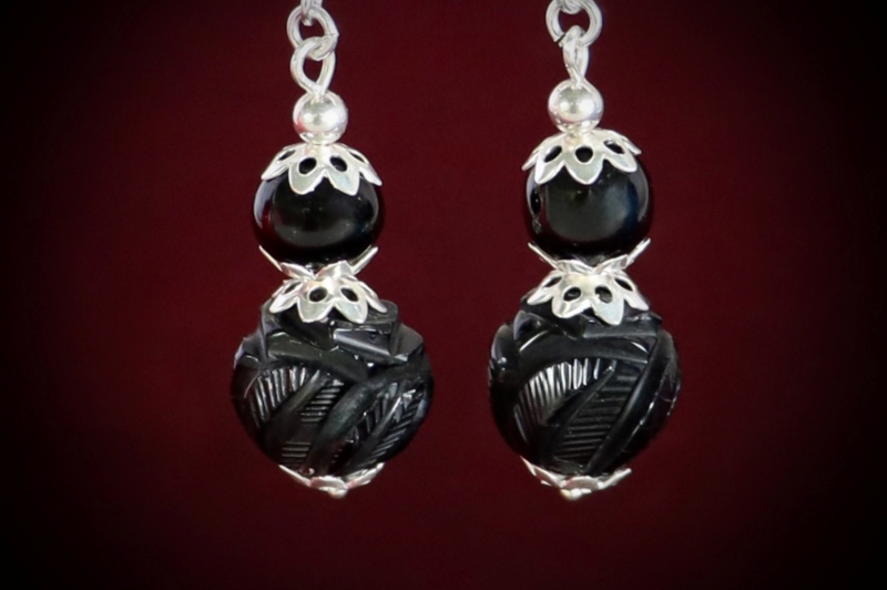 Jewellery_High-Priestess-Earrings#06-WJet-web (3)