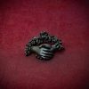 Jewellery_Mourning-Brooch#01-Irish-Bog-Oak-Hands-Clasp-web (5)