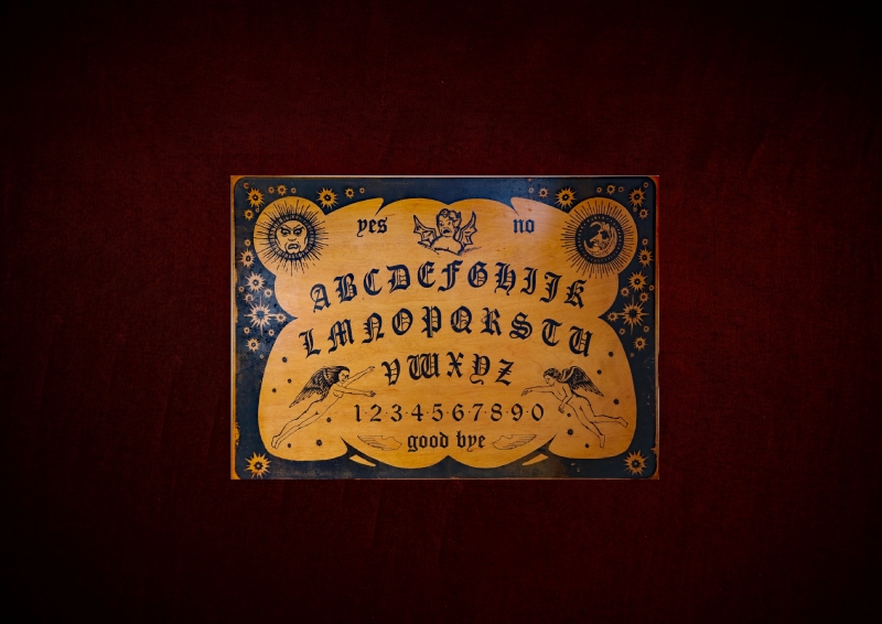 Divination_Ouija-Board-web (1)