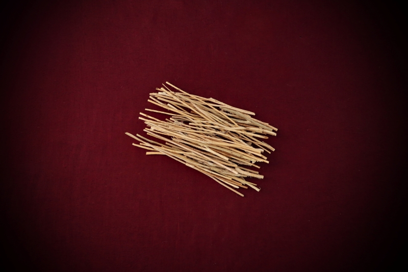 Dried Botanicals Bare Poppy Stems - Image 4